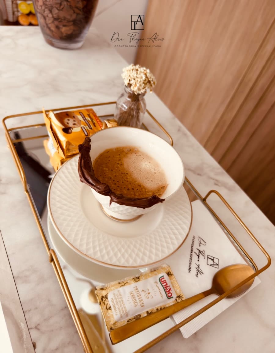 Café servido na recepção
